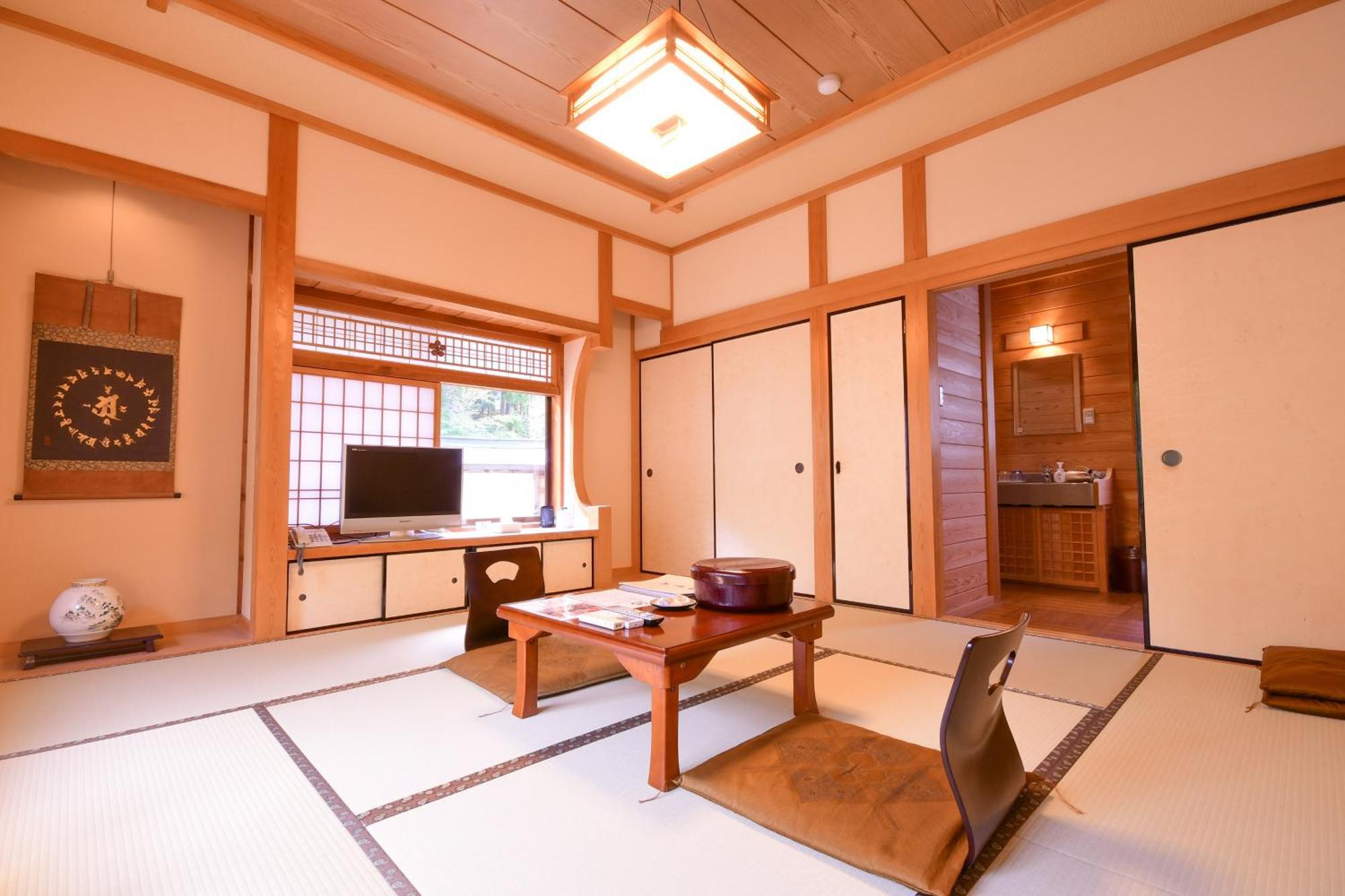 Koyasan Shukubo Saizenin Hotel Екстериор снимка
