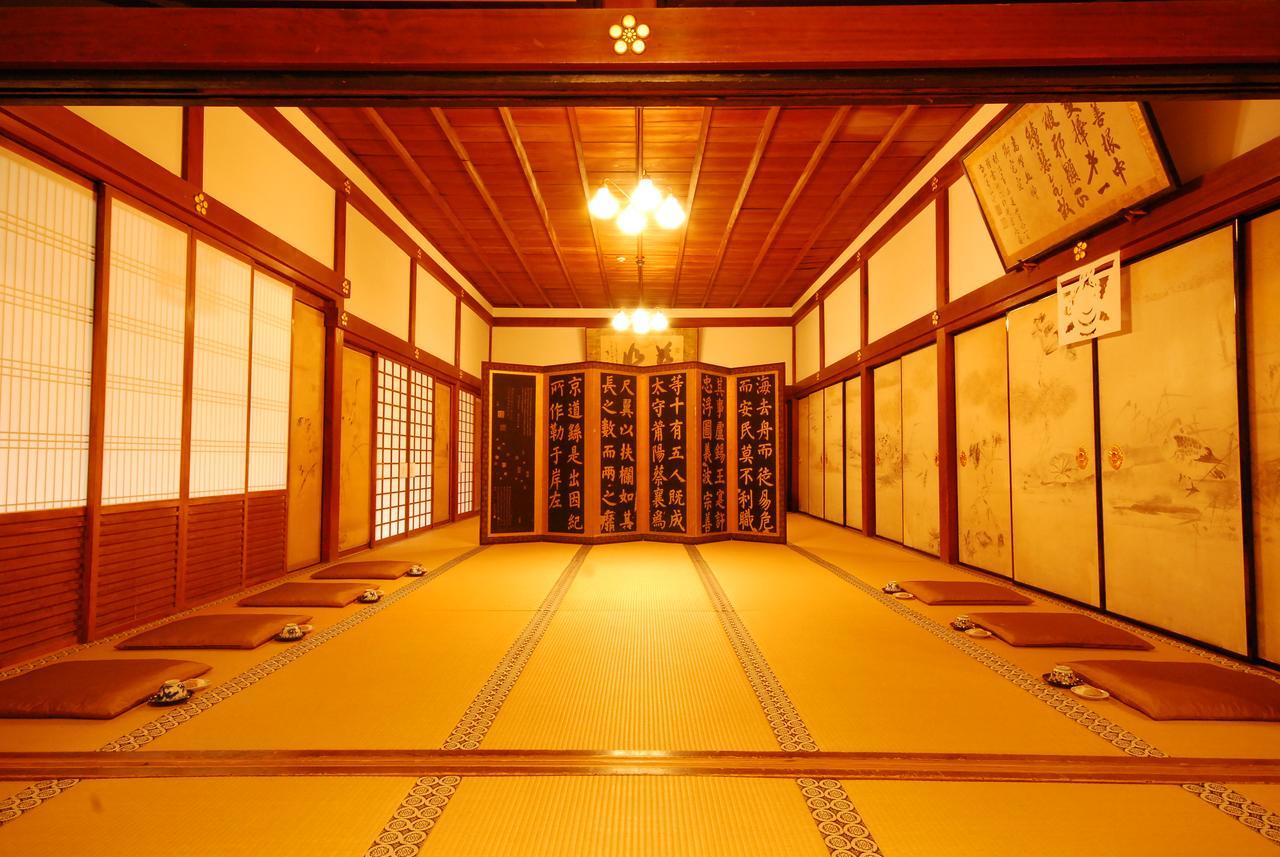 Koyasan Shukubo Saizenin Hotel Екстериор снимка