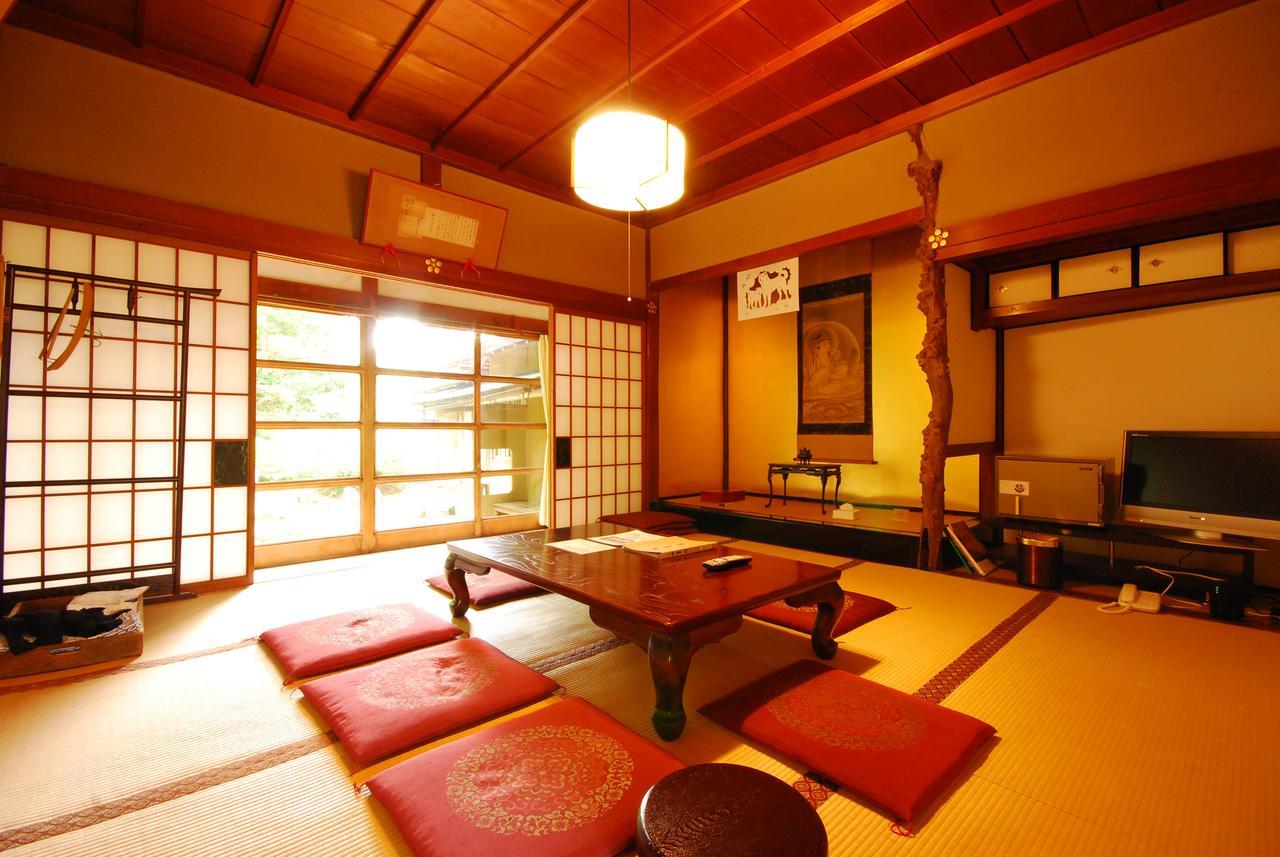 Koyasan Shukubo Saizenin Hotel Екстериор снимка