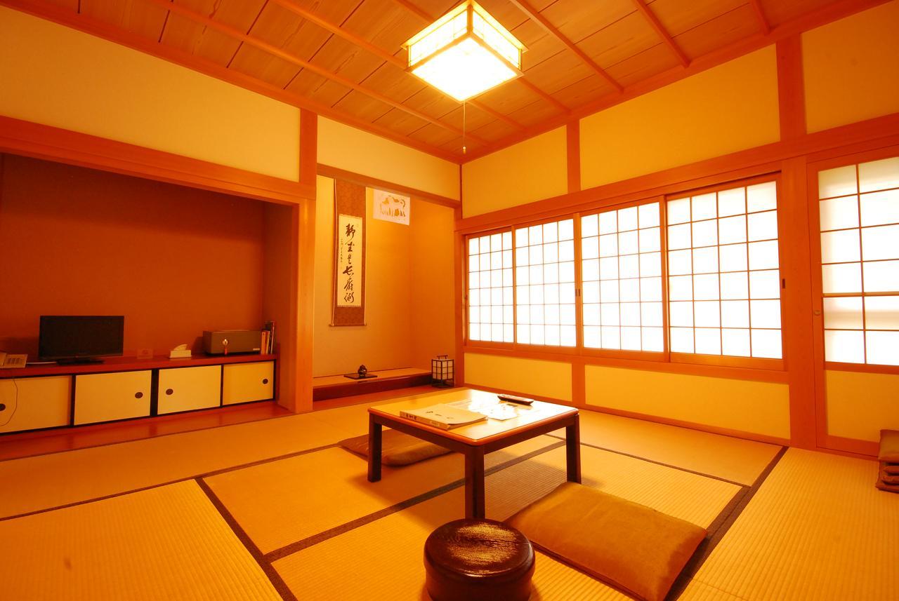 Koyasan Shukubo Saizenin Hotel Екстериор снимка